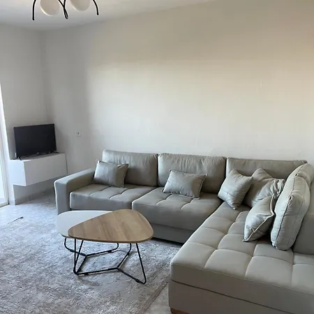 Perash Apartment *